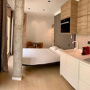 Ecopausa Beatas Apartment Malaga